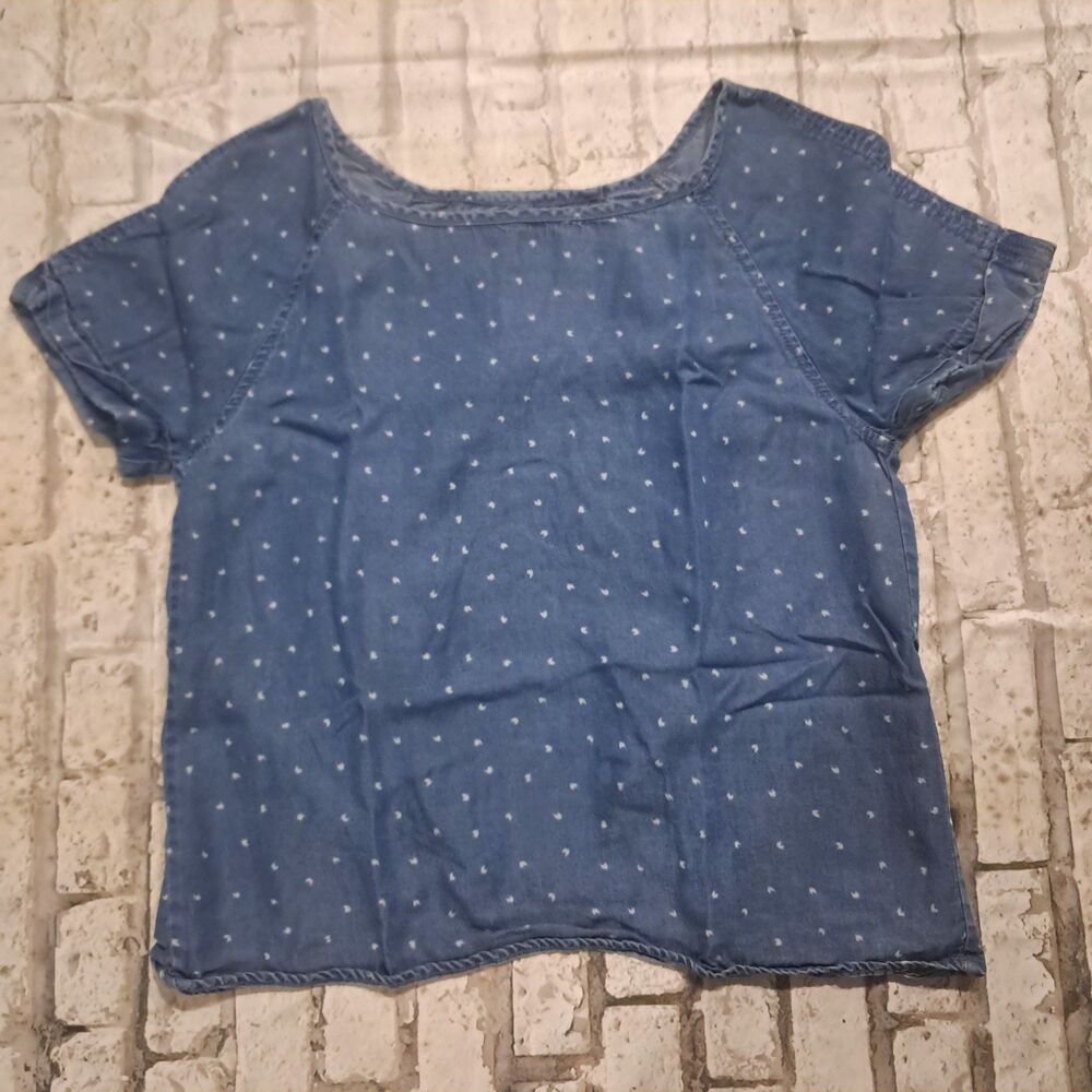 Life In Progress Women's XS Blue Shirt Short Cuffed Sleeves Open Back Dotted